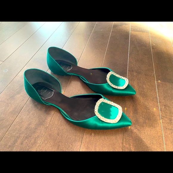 Roger Vivier - Picture 2 of 3